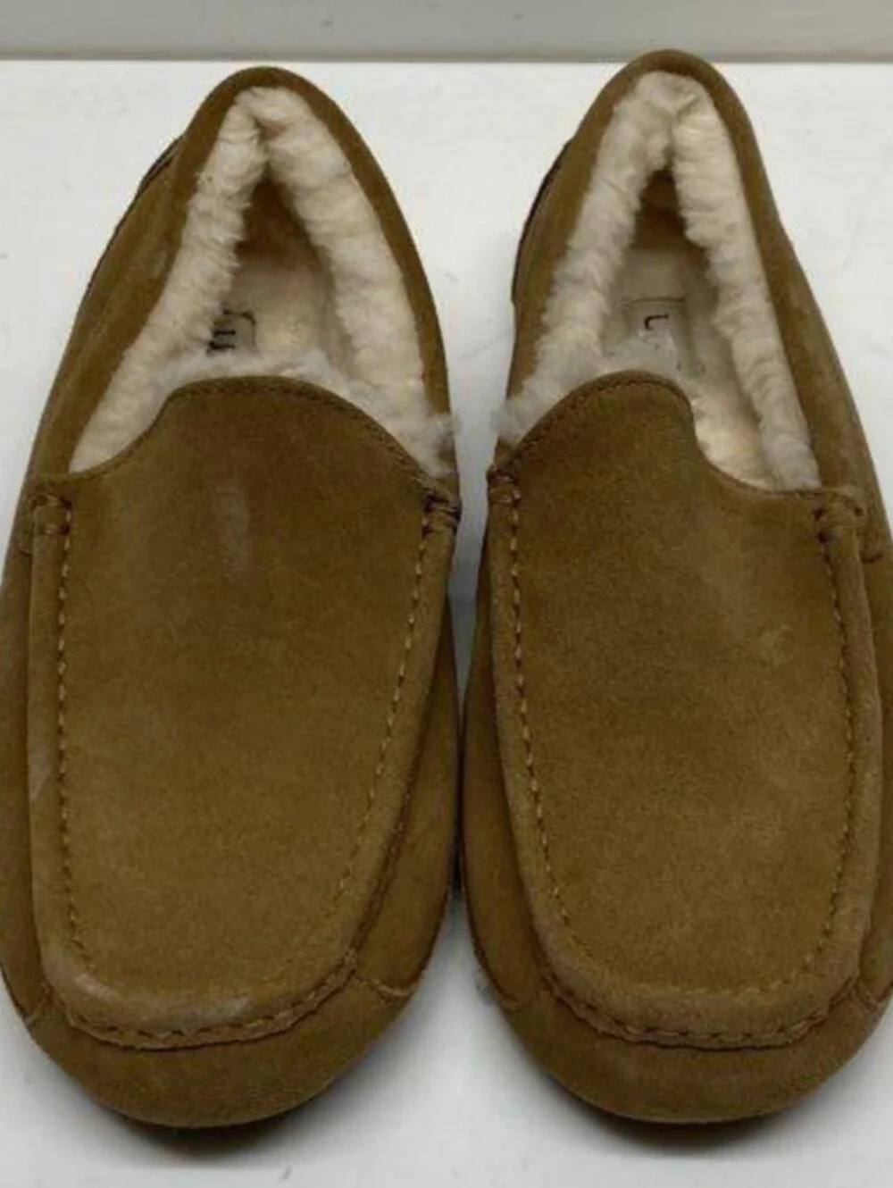 UGG Men's Ascot Moccasin Suede Chestnut Slippers Size 11 New MSRP $114.99